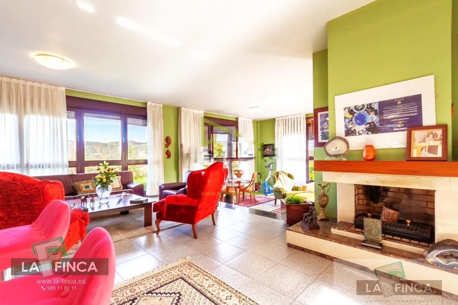 For sale of house in Oviedo