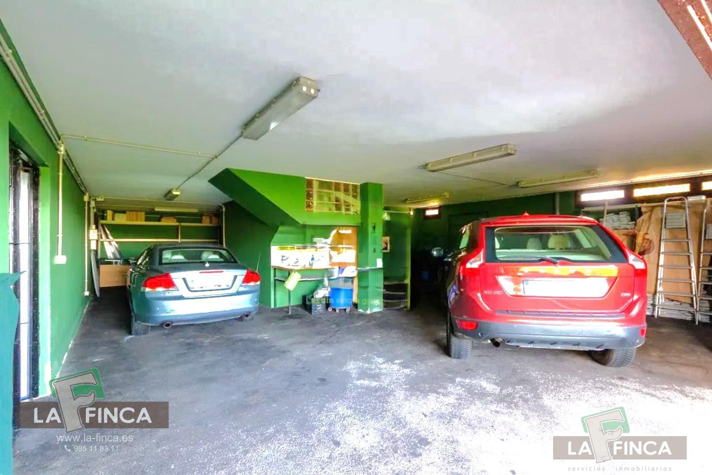 For sale of house in Oviedo