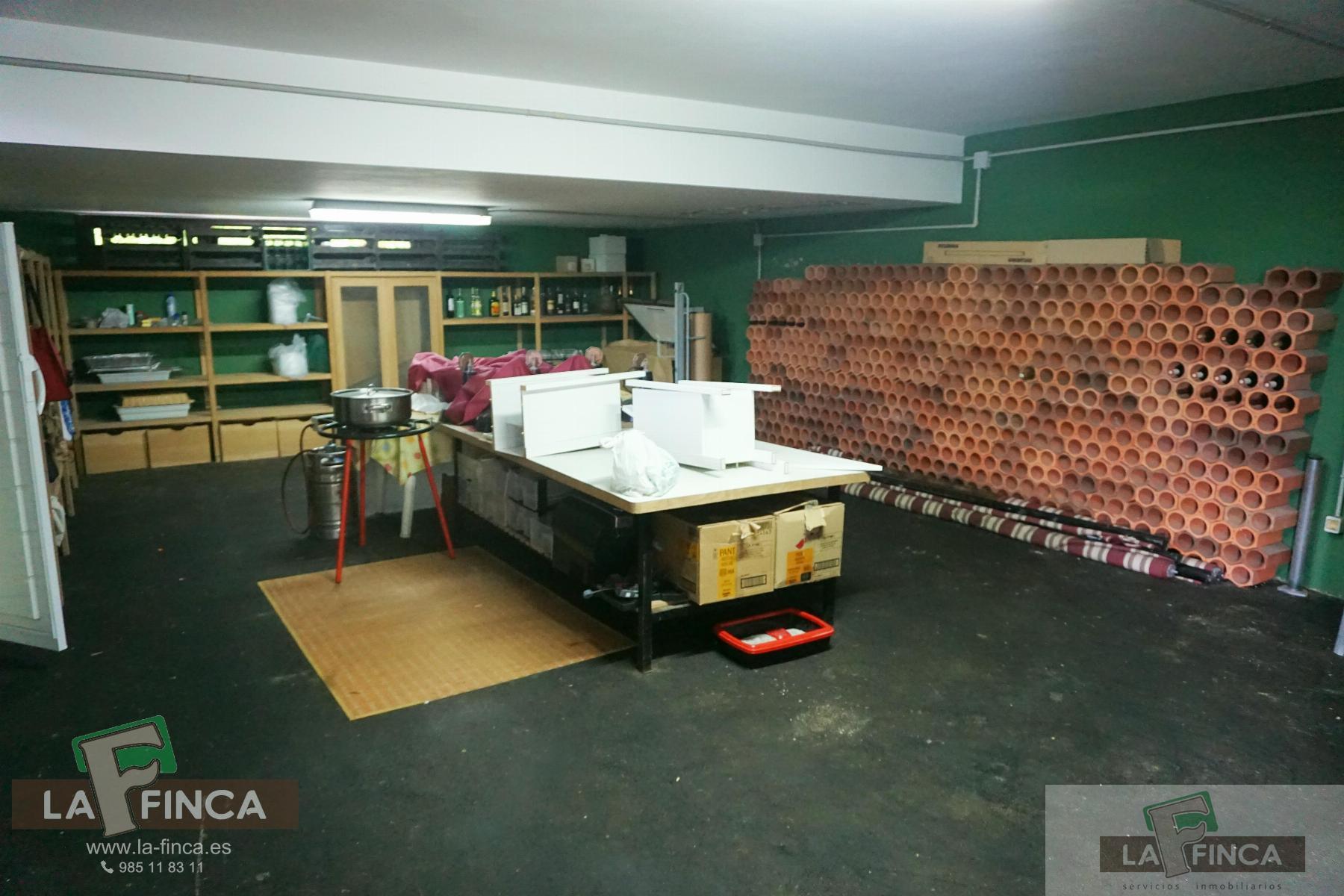For sale of house in Oviedo