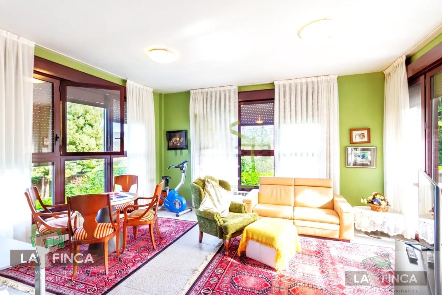 For sale of house in Oviedo