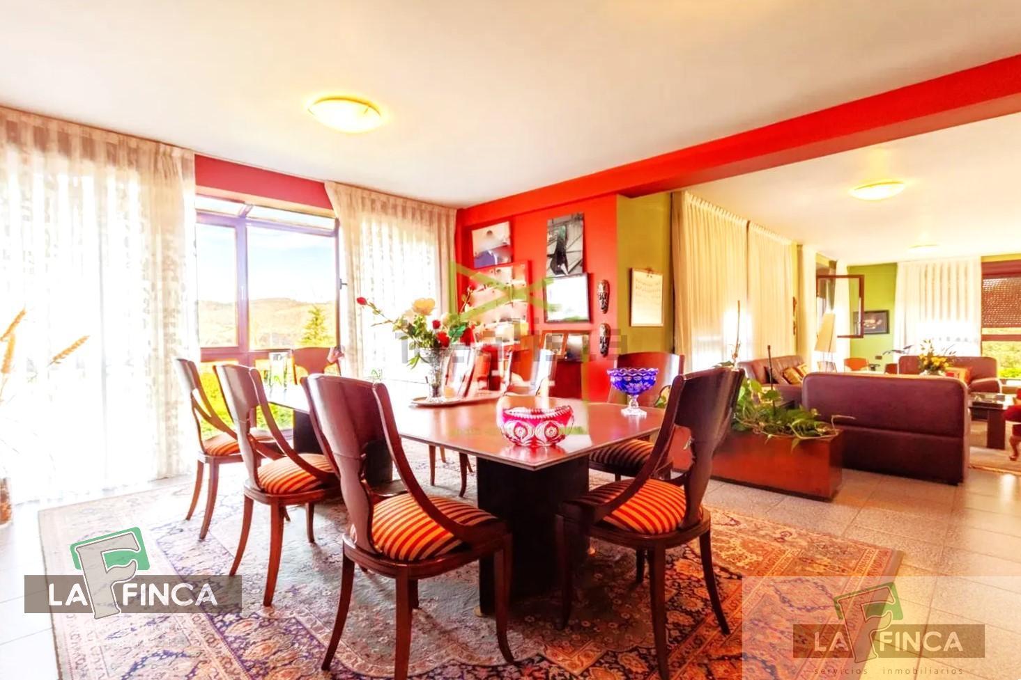 For sale of house in Oviedo