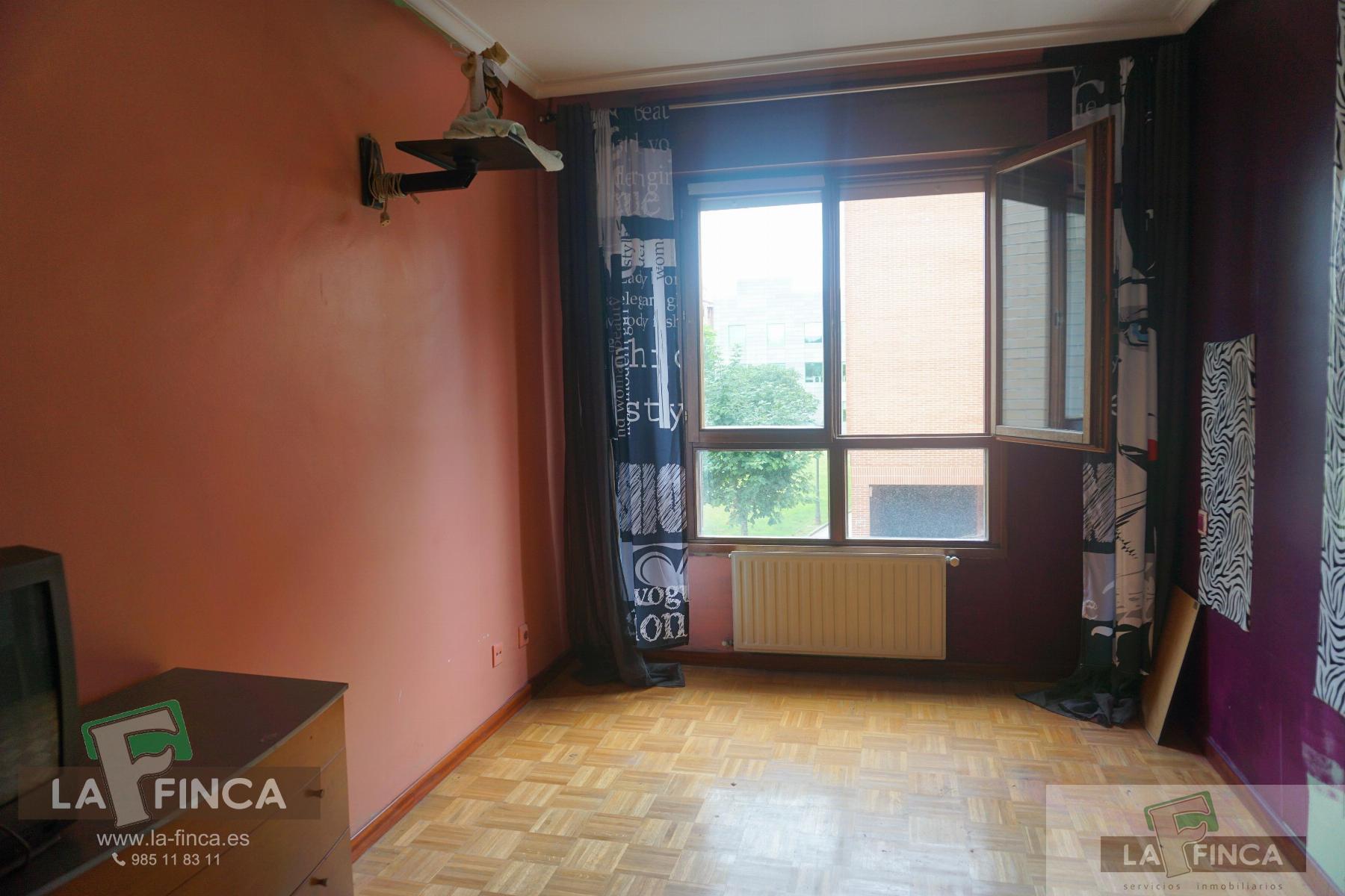 Venta de piso en Oviedo