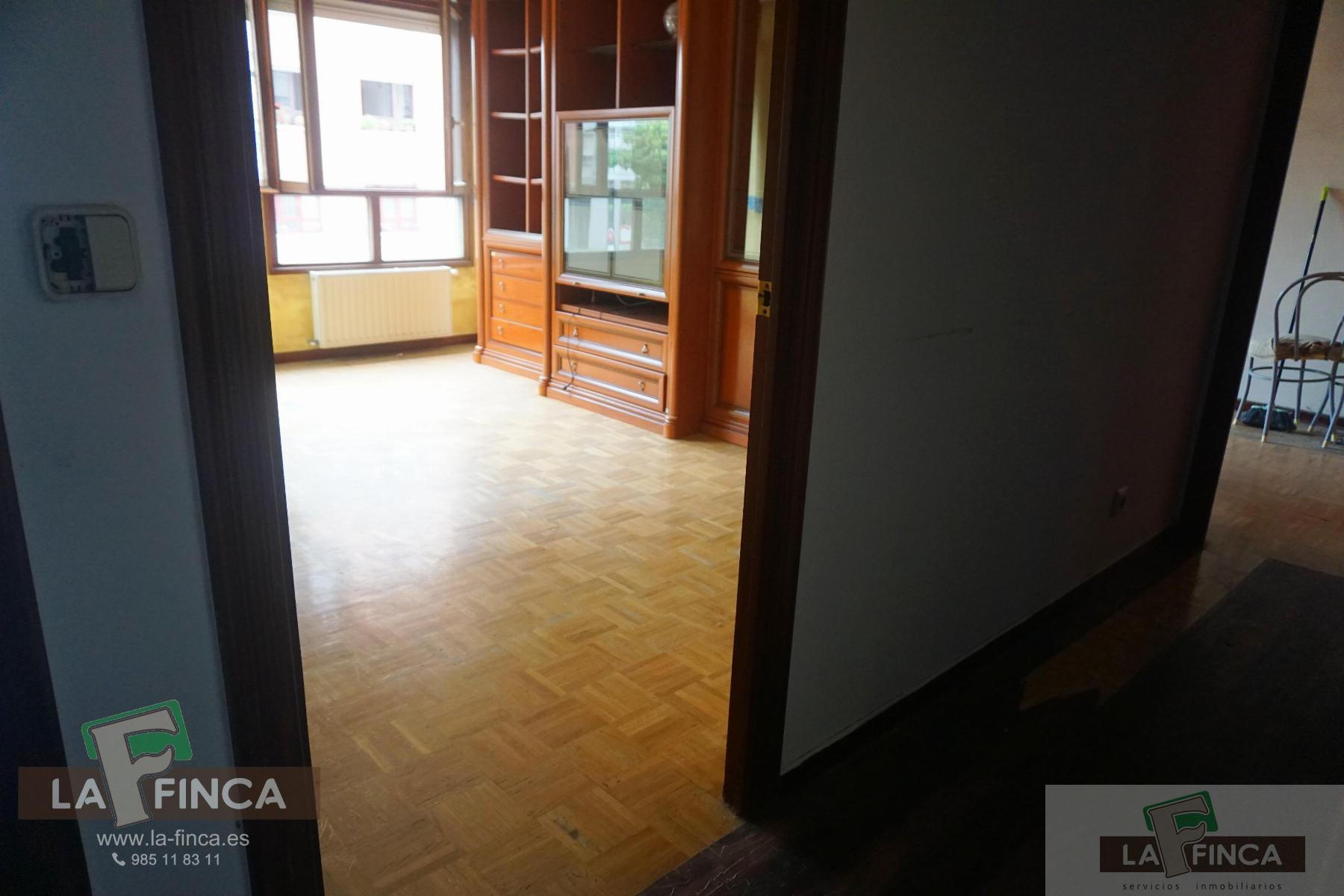 Venta de piso en Oviedo