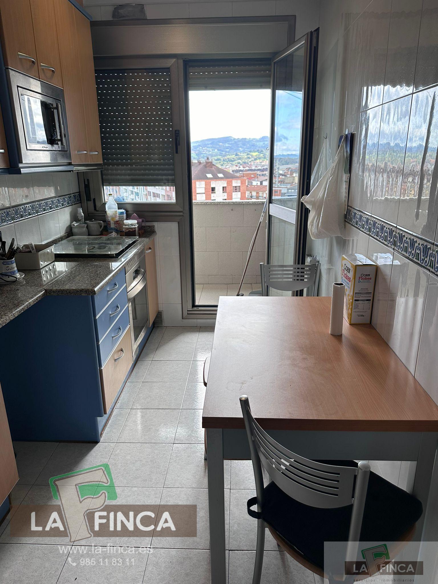 For sale of flat in Oviedo