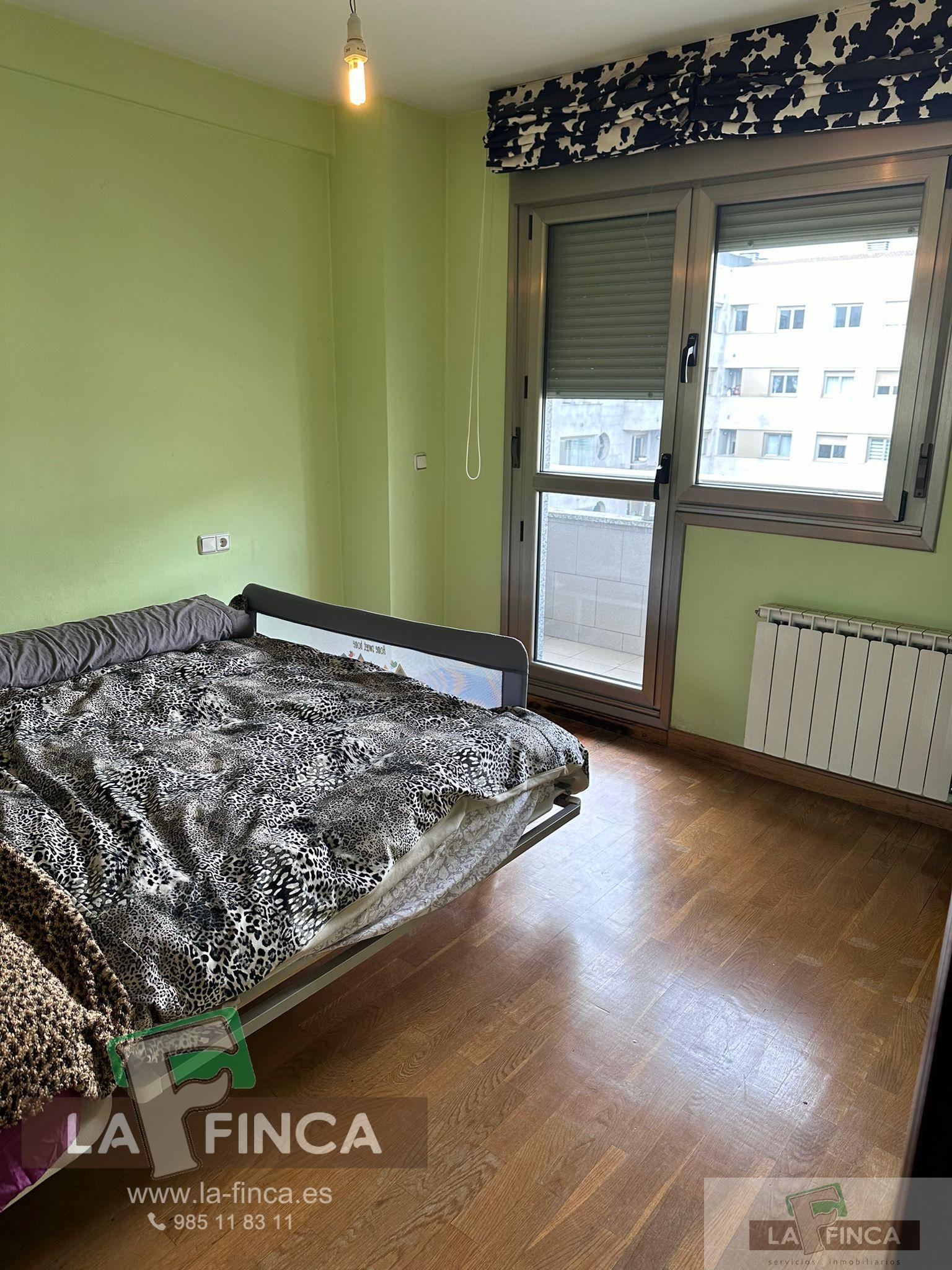 For sale of flat in Oviedo