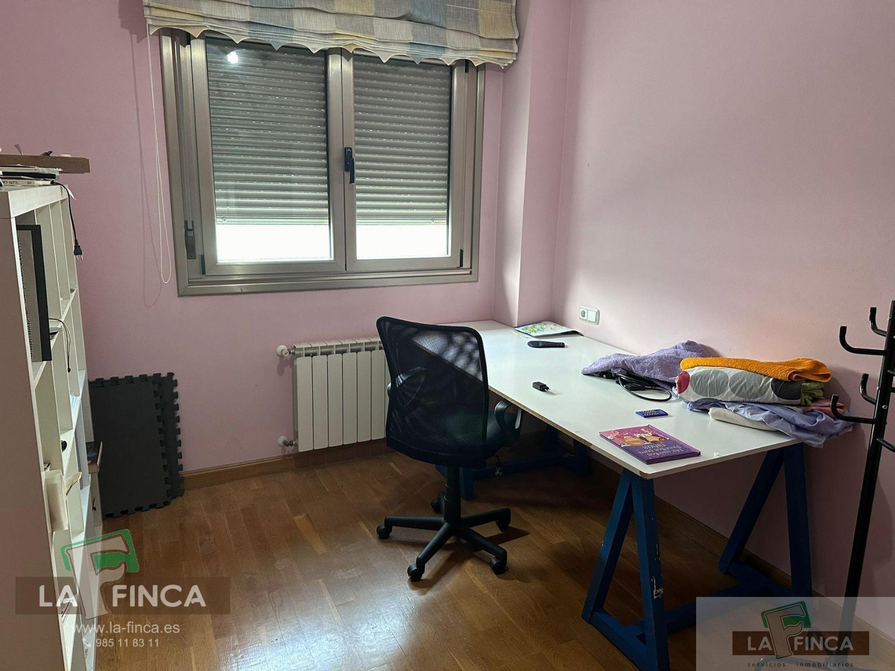 For sale of flat in Oviedo