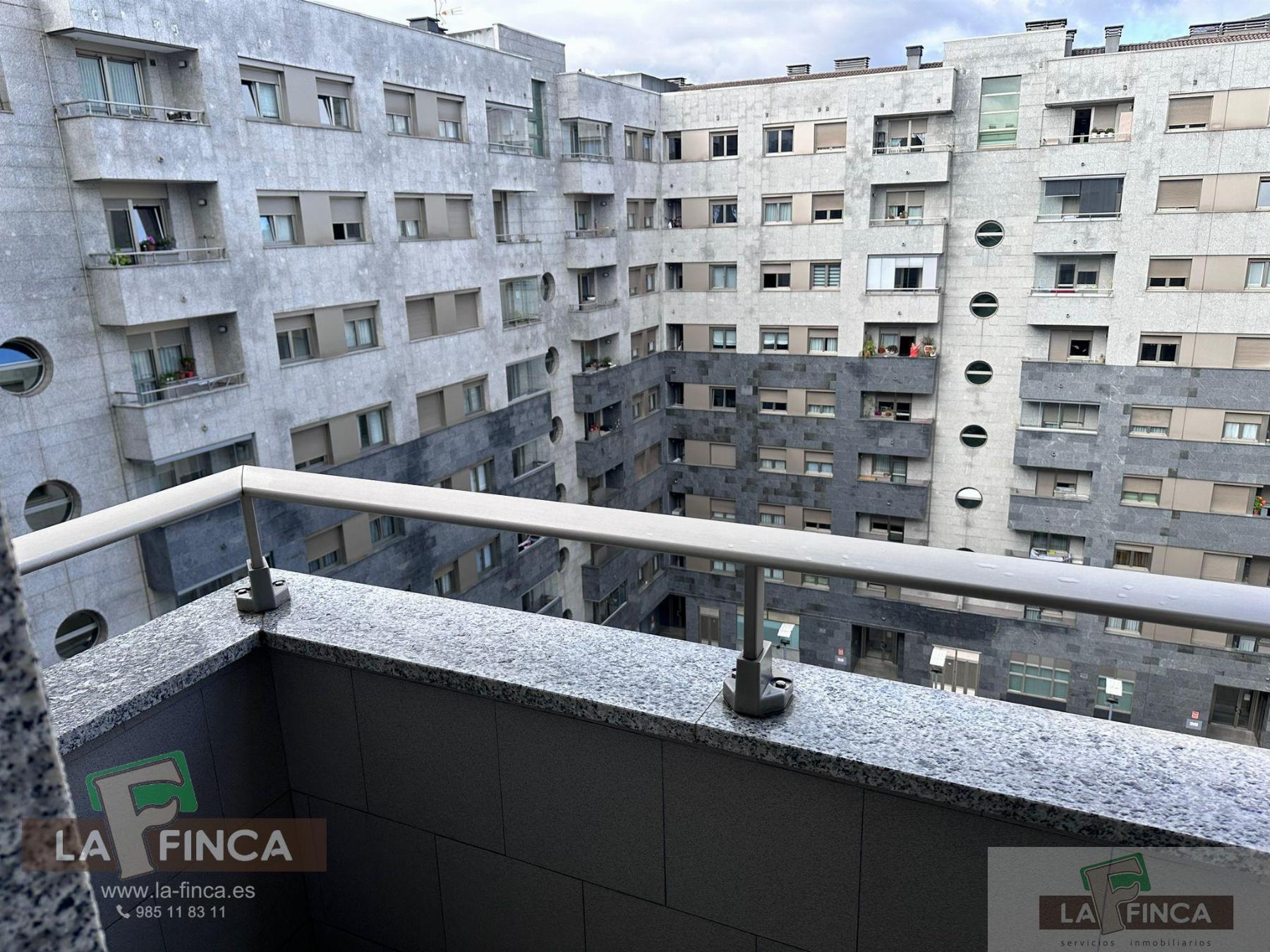For sale of flat in Oviedo