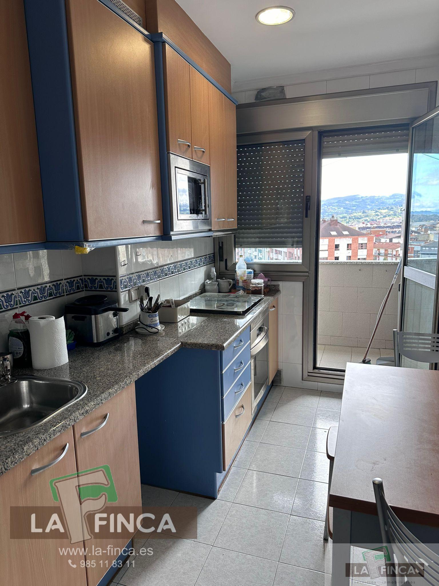 For sale of flat in Oviedo