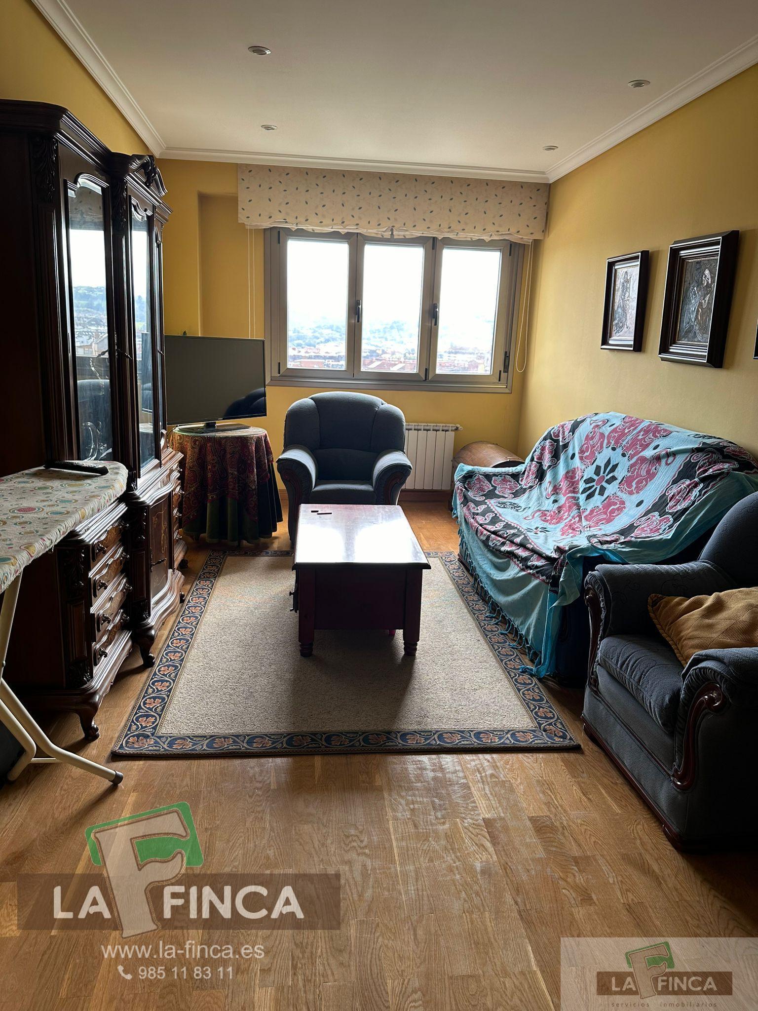 For sale of flat in Oviedo