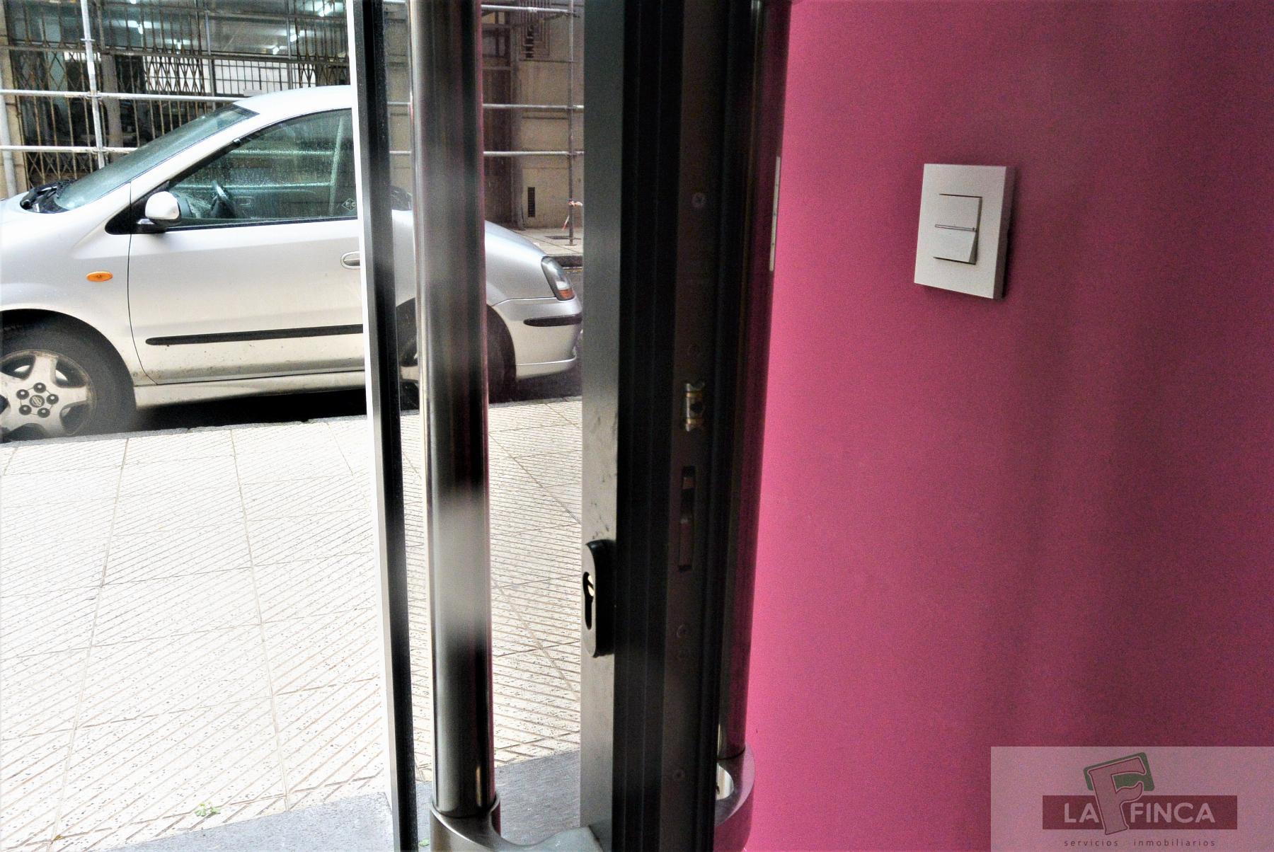 Alquiler de local comercial en Oviedo