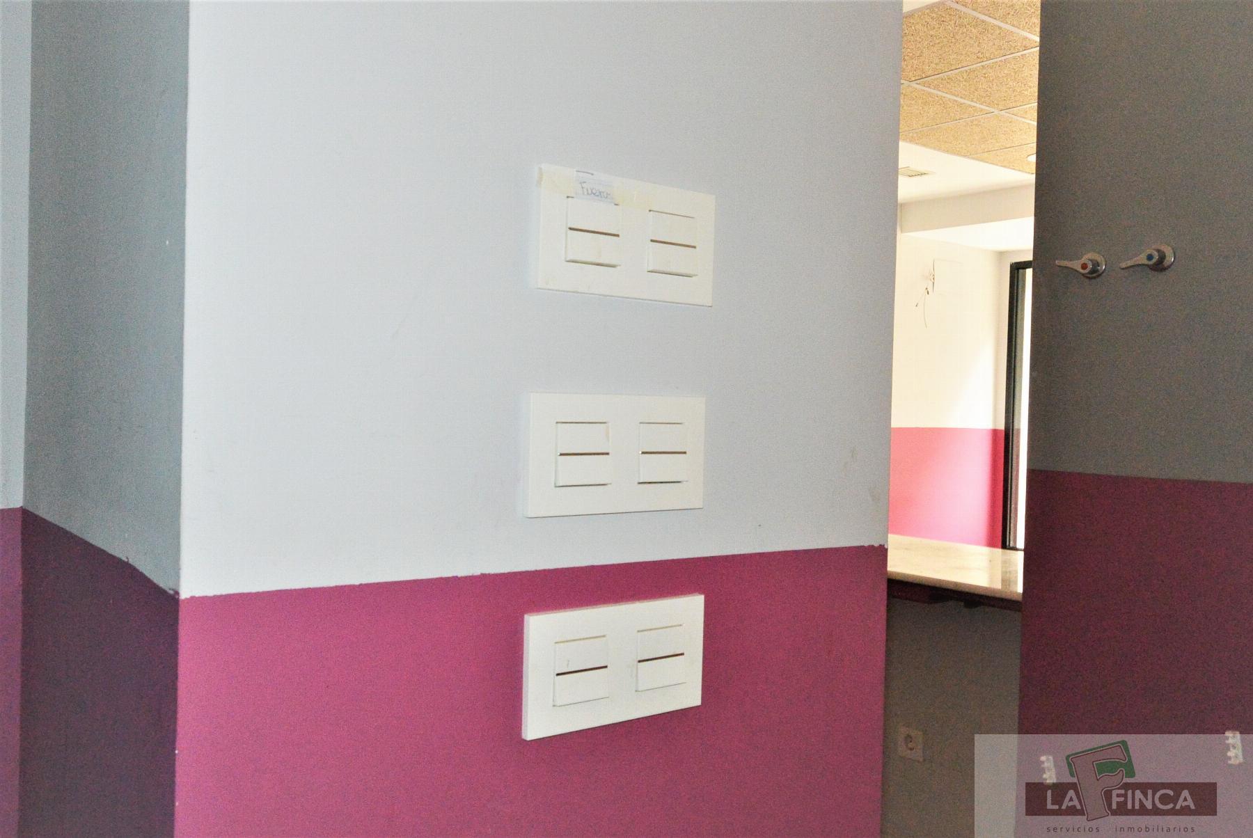 Alquiler de local comercial en Oviedo