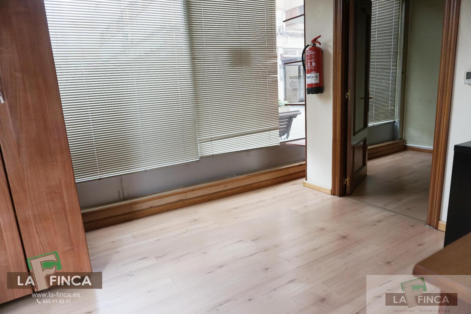 Venta de local comercial en Oviedo