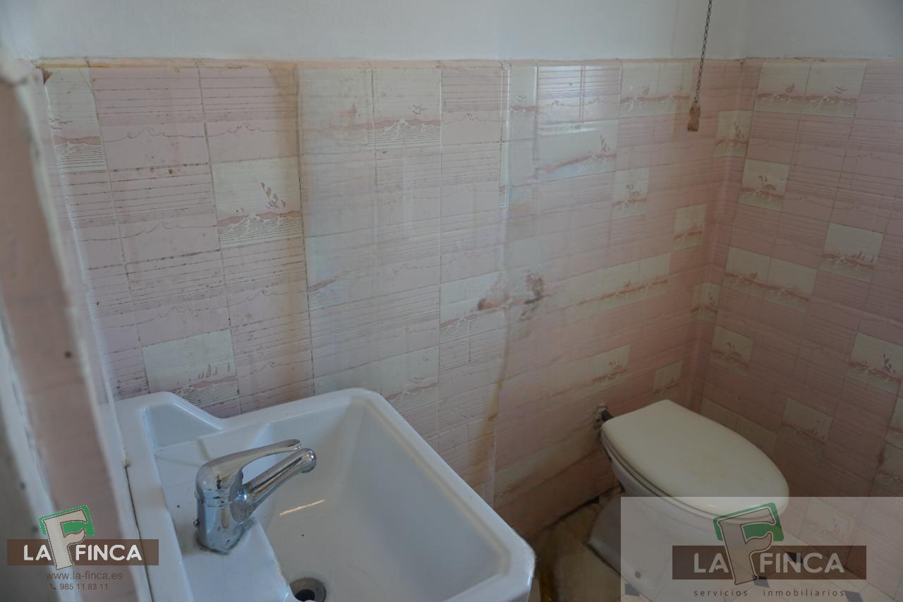 For sale of flat in Oviedo