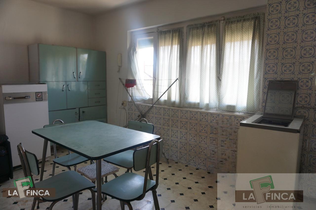 For sale of flat in Oviedo