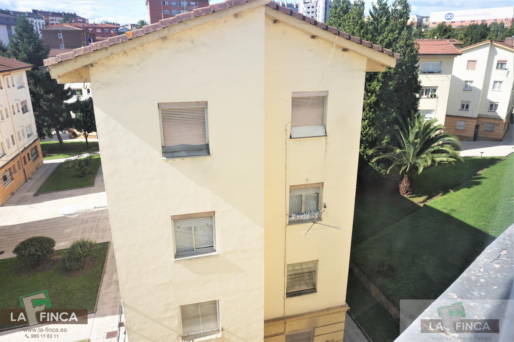 For sale of flat in Oviedo