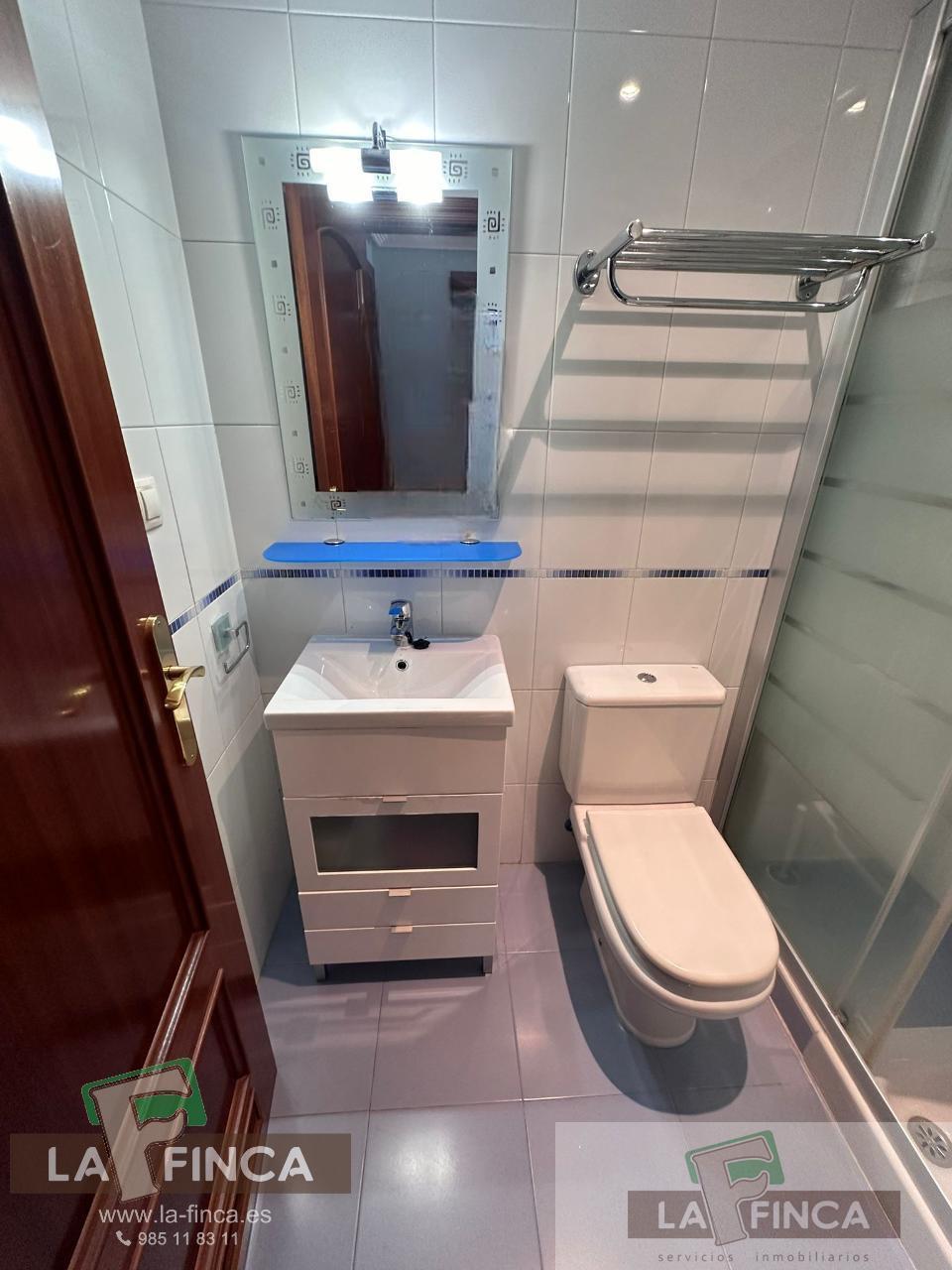 Venta de piso en Oviedo