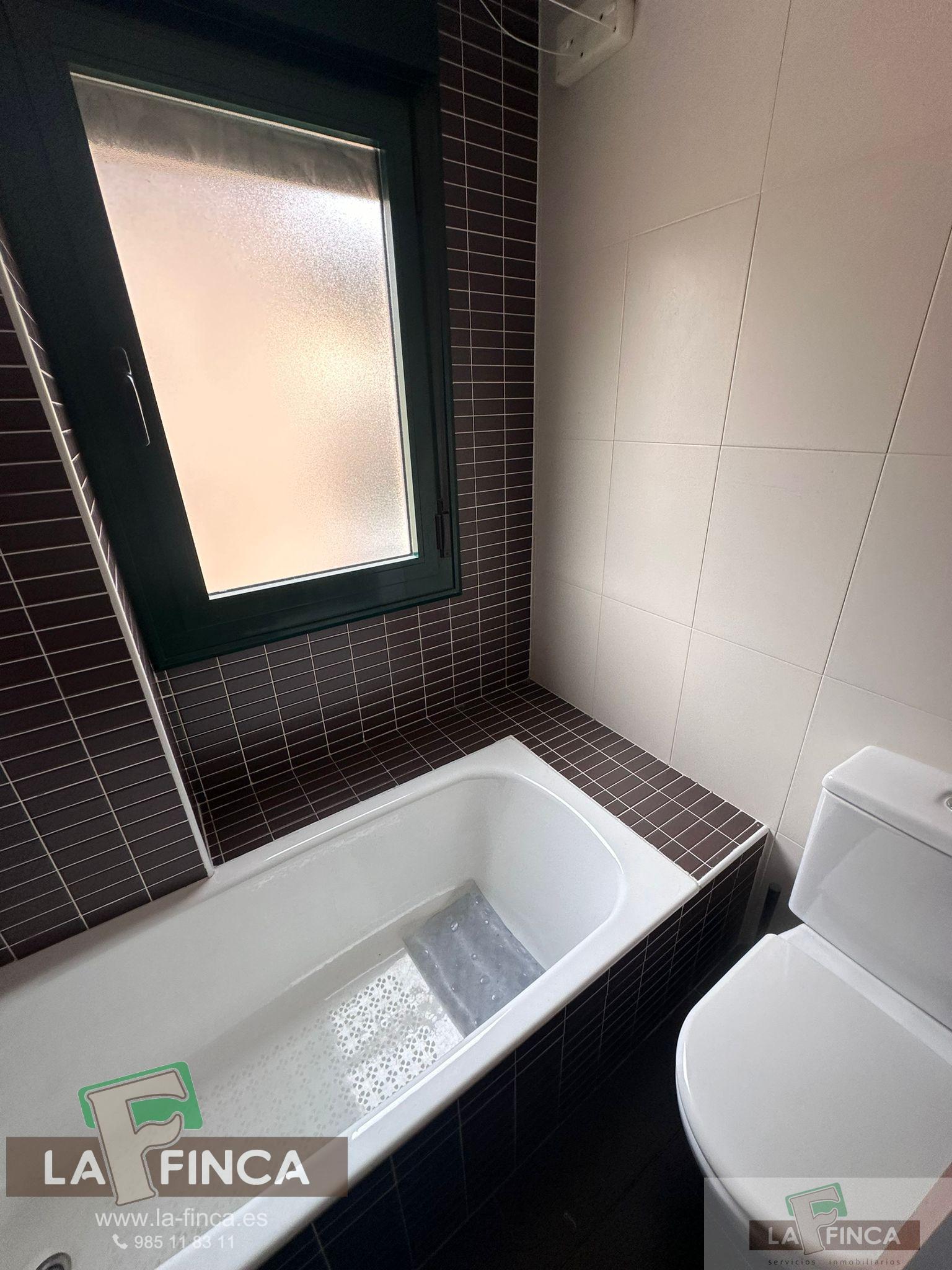 Venta de piso en Oviedo