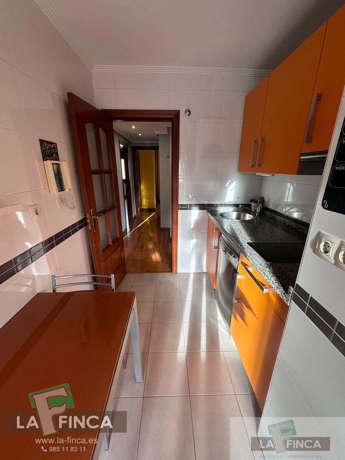 Venta de piso en Oviedo