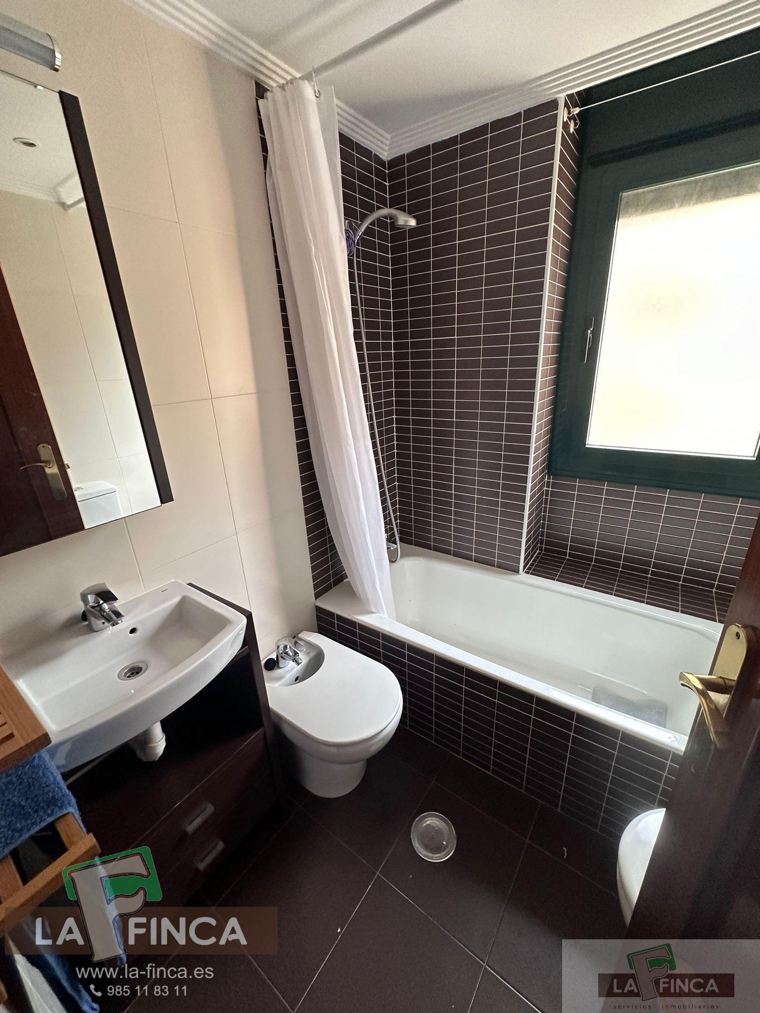 Venta de piso en Oviedo