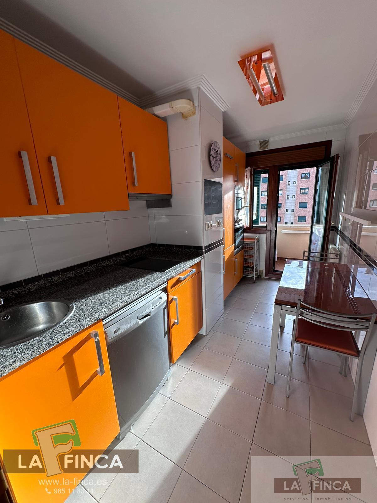 Venta de piso en Oviedo