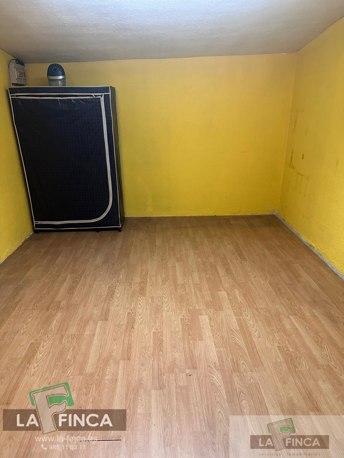 Venta de piso en Oviedo