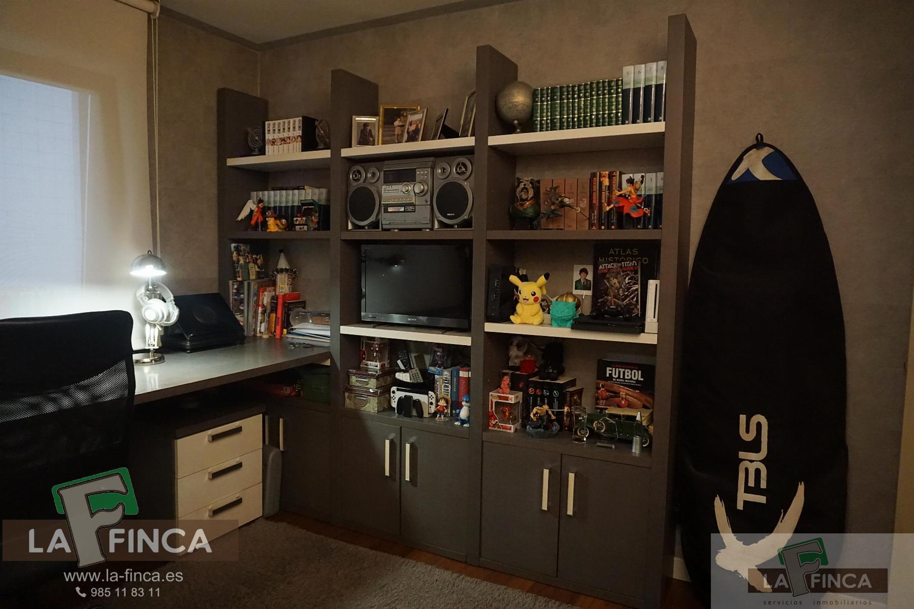 For sale of flat in Oviedo
