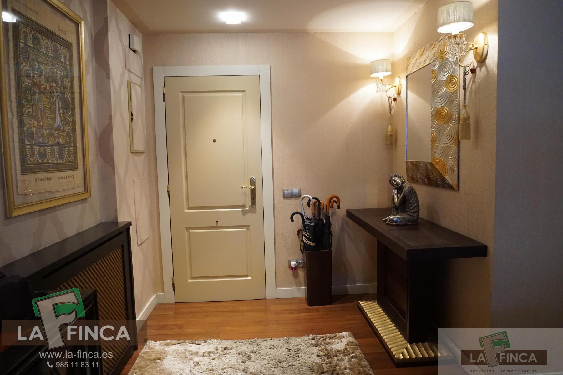 For sale of flat in Oviedo
