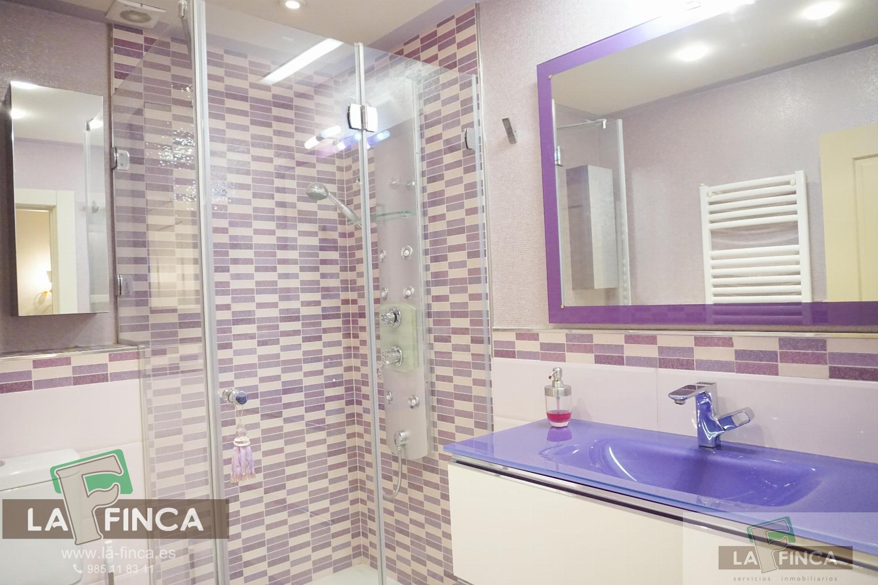 For sale of flat in Oviedo