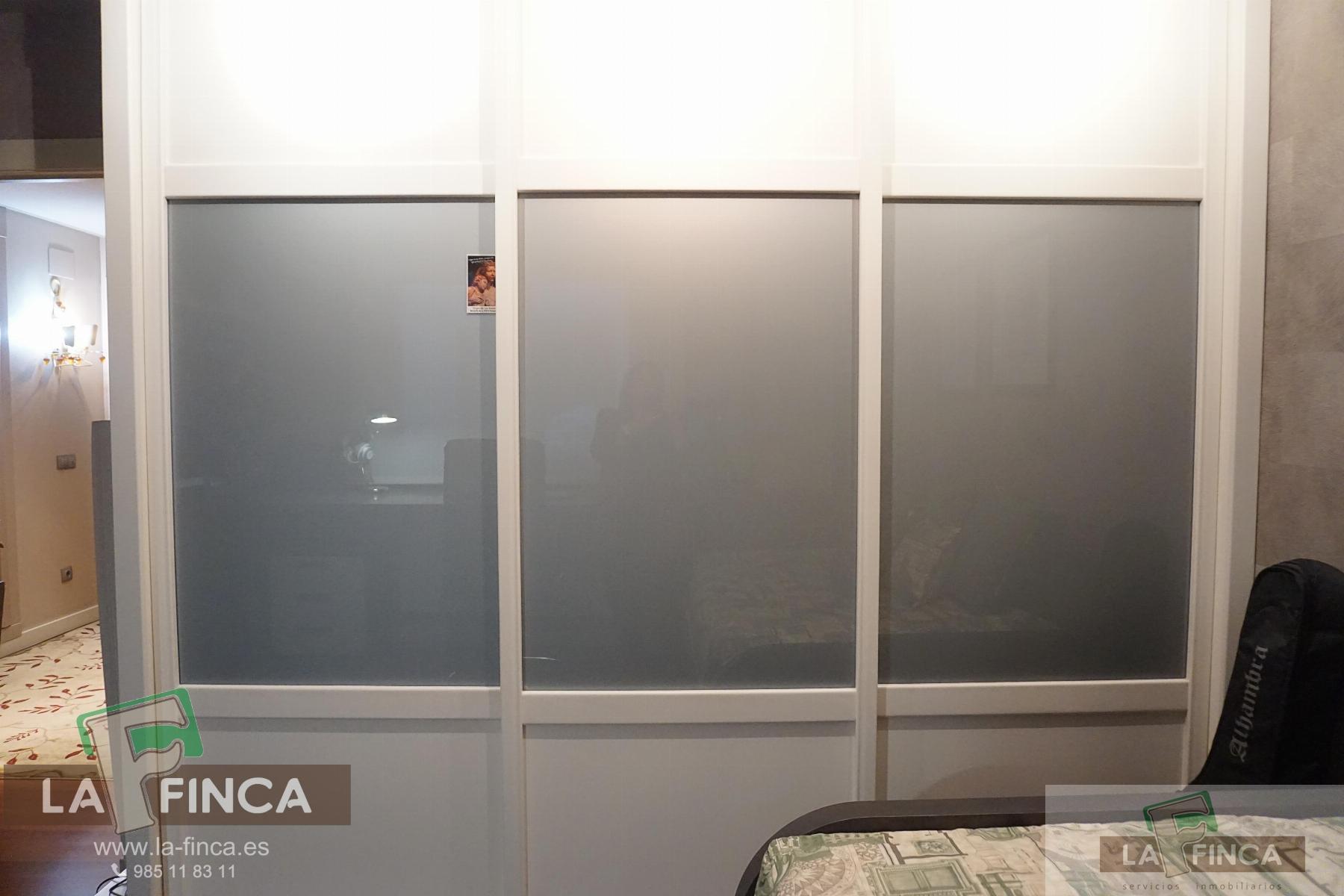 For sale of flat in Oviedo