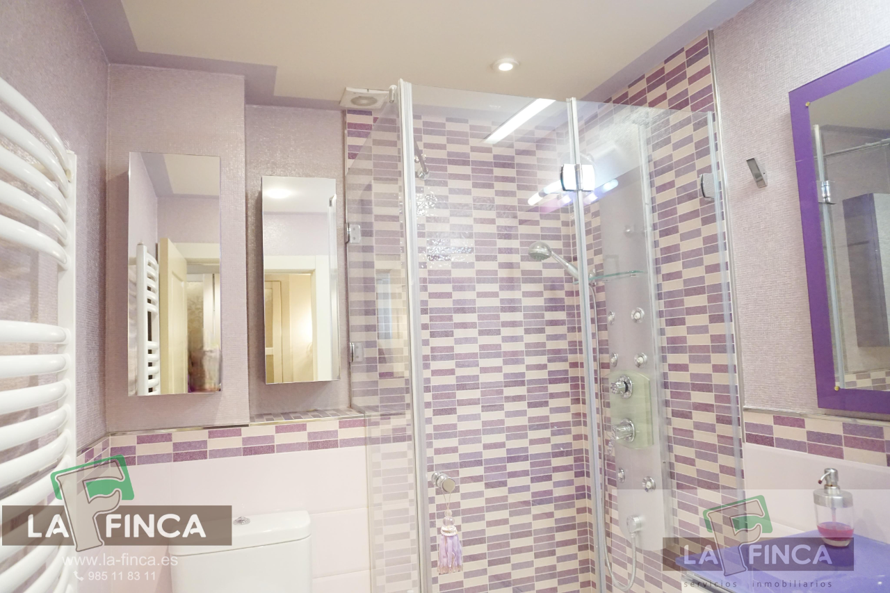 For sale of flat in Oviedo