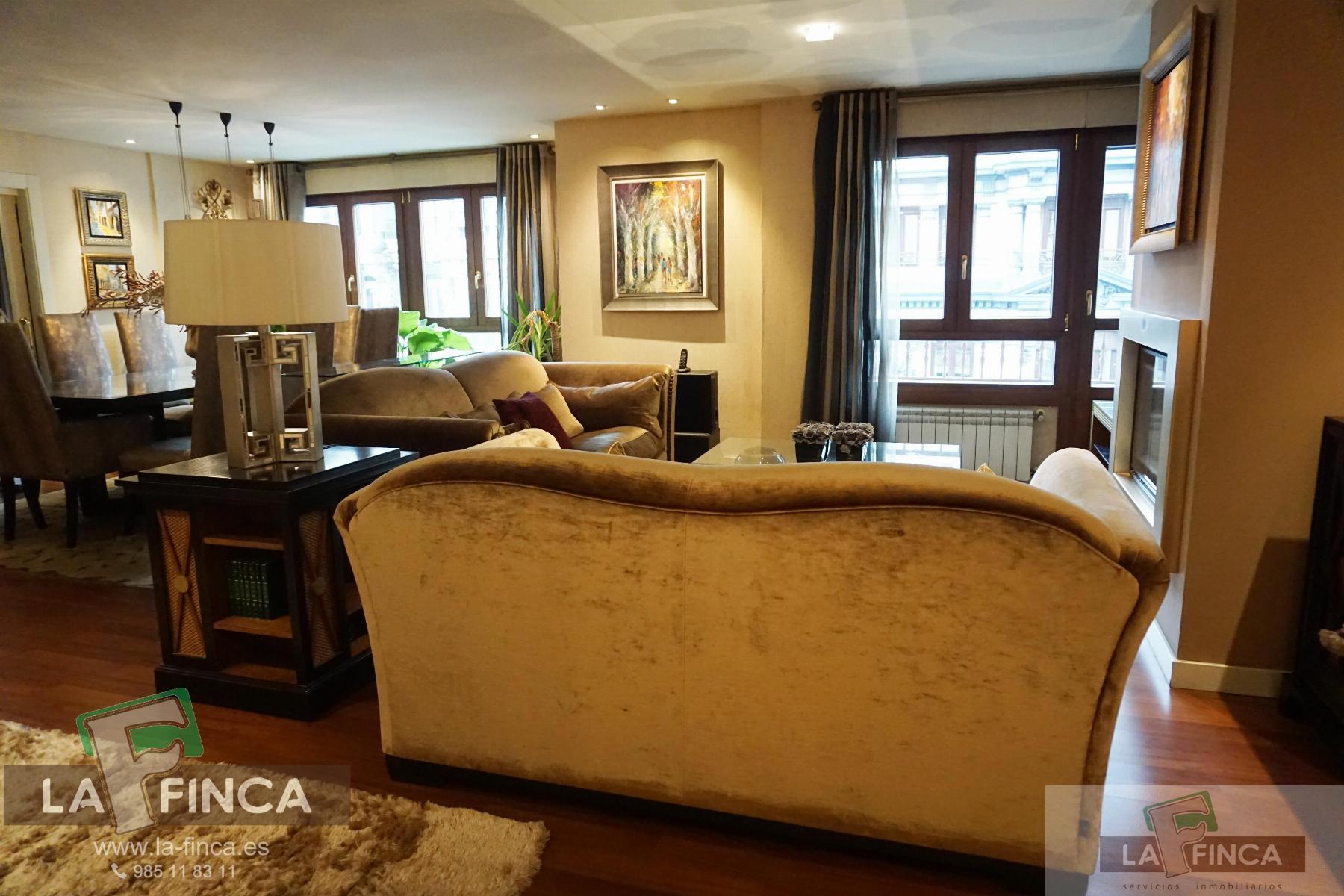For sale of flat in Oviedo