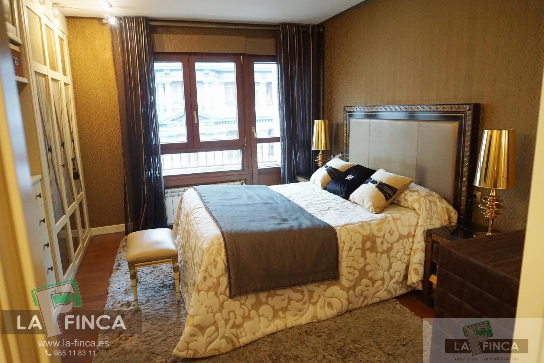 For sale of flat in Oviedo