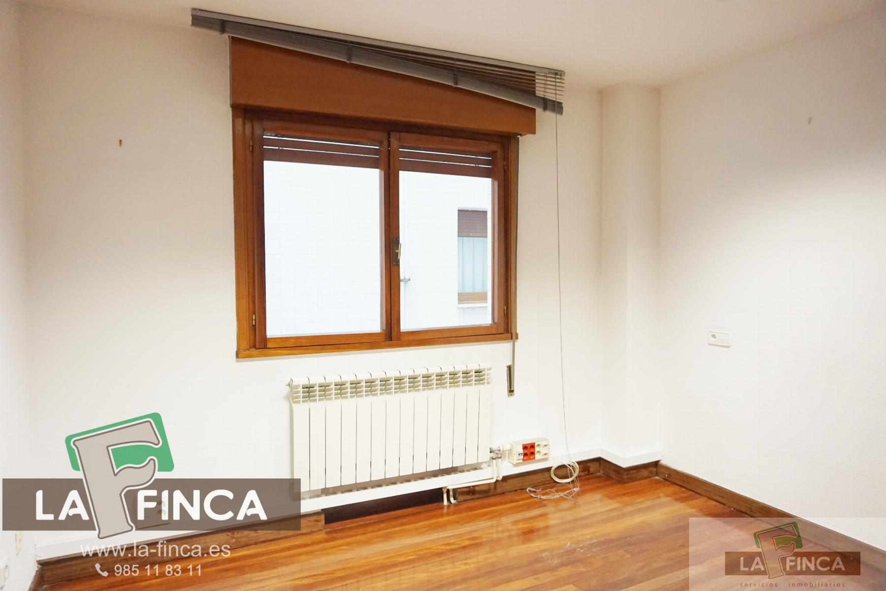 For sale of flat in Oviedo