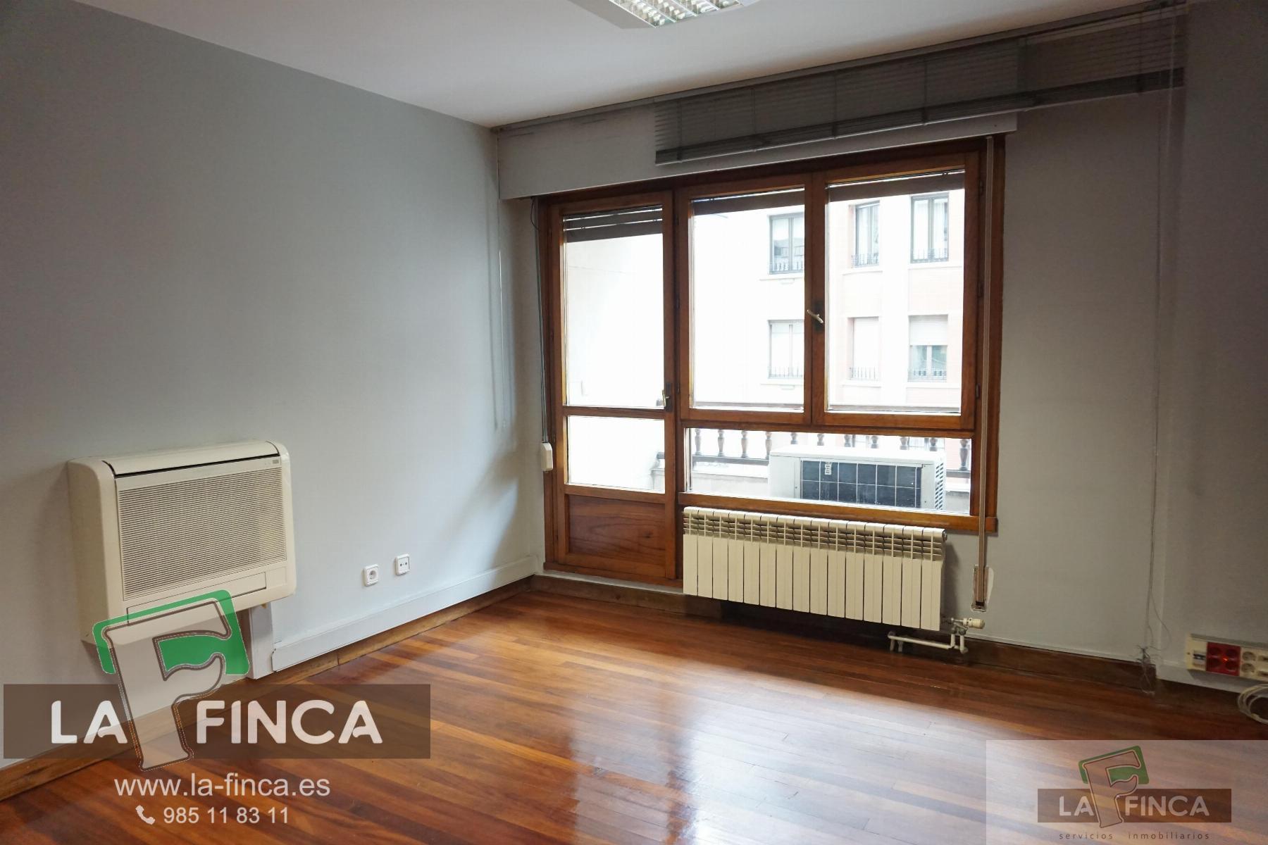 For sale of flat in Oviedo