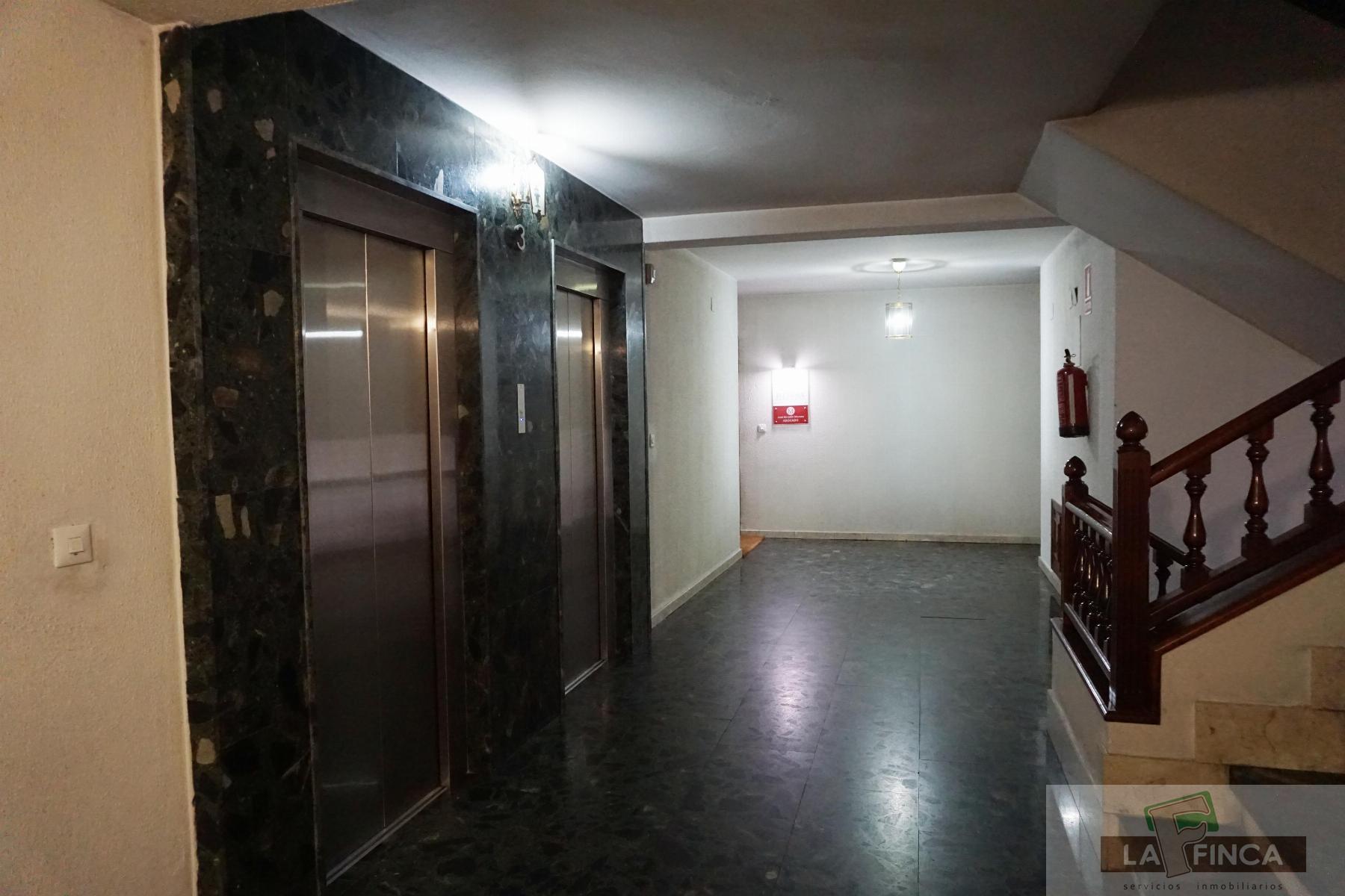 For sale of flat in Oviedo