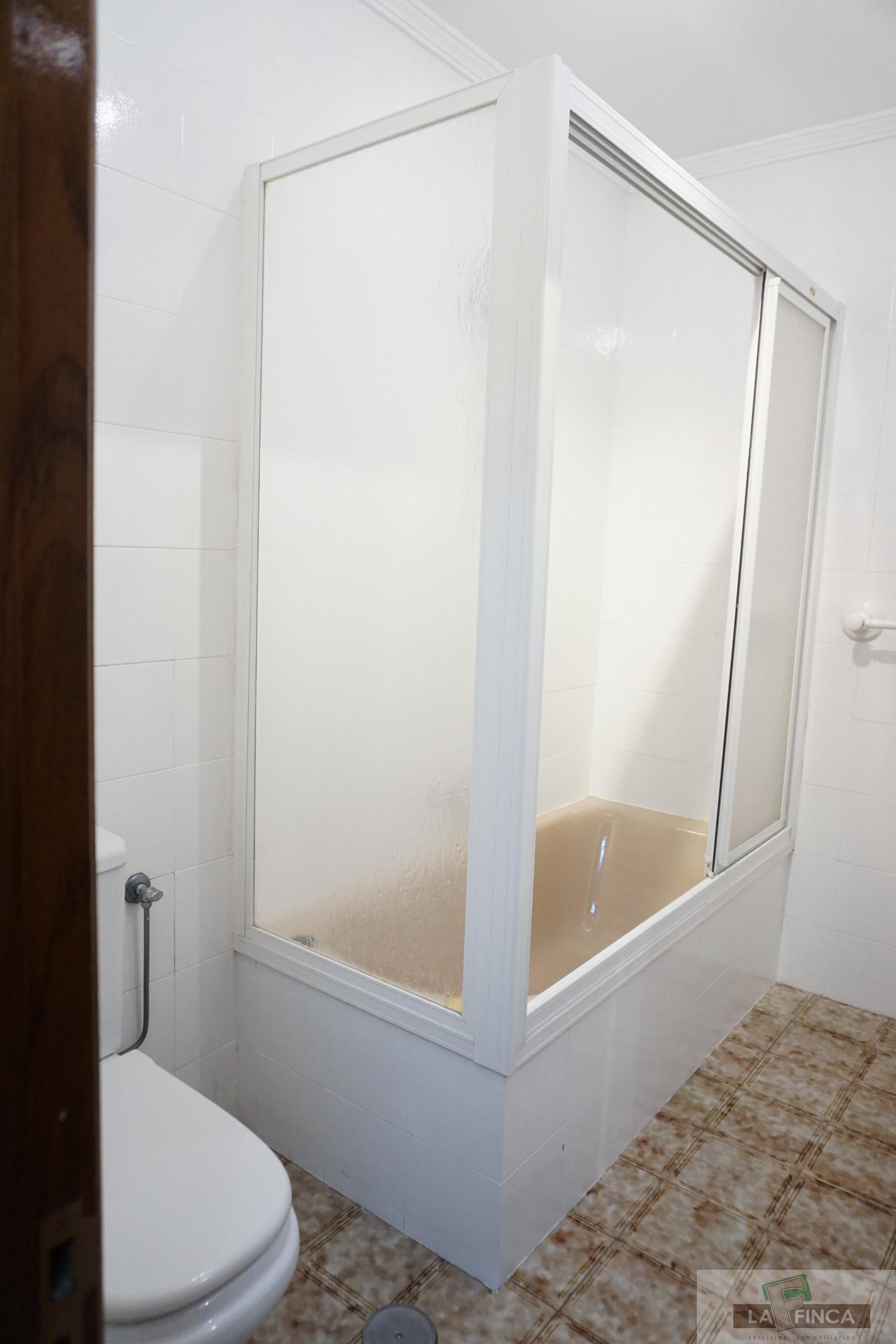 For sale of flat in Oviedo