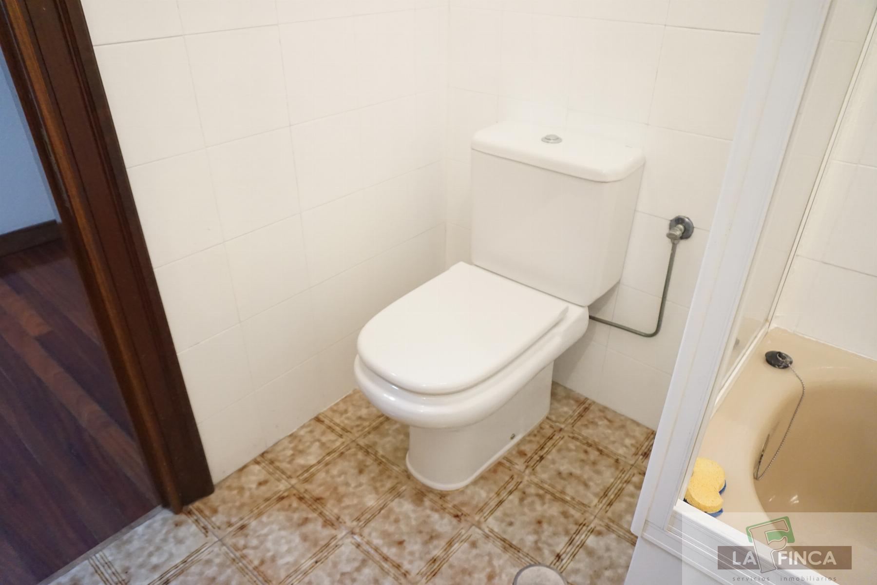 For sale of flat in Oviedo