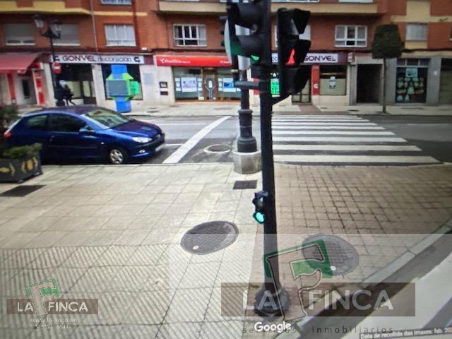 For sale of commercial in Oviedo
