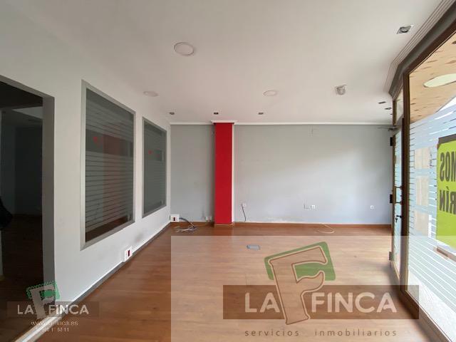 For sale of commercial in Oviedo