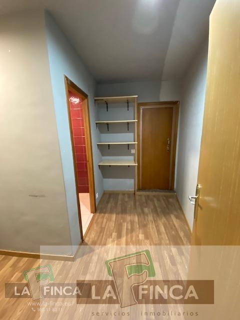 For sale of commercial in Oviedo