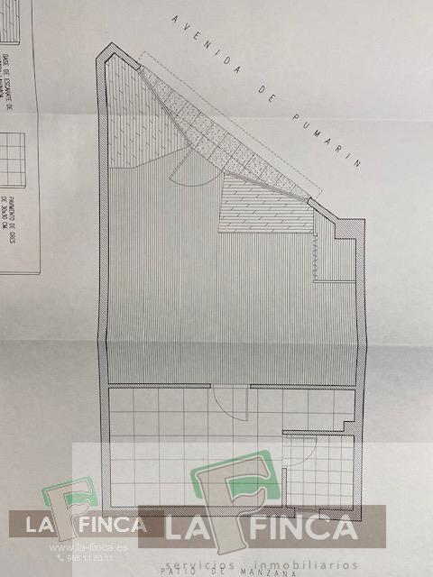 For sale of commercial in Oviedo