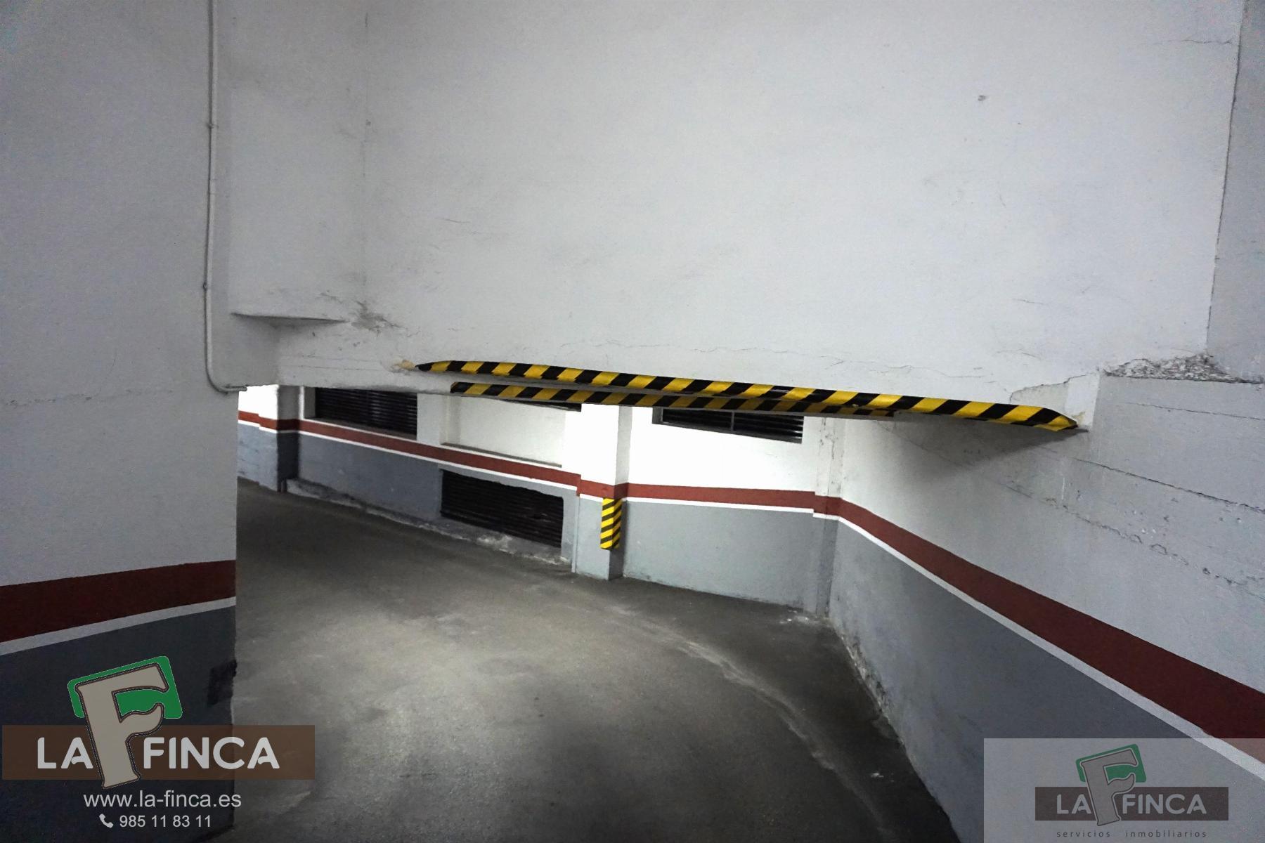 For sale of garage in Oviedo
