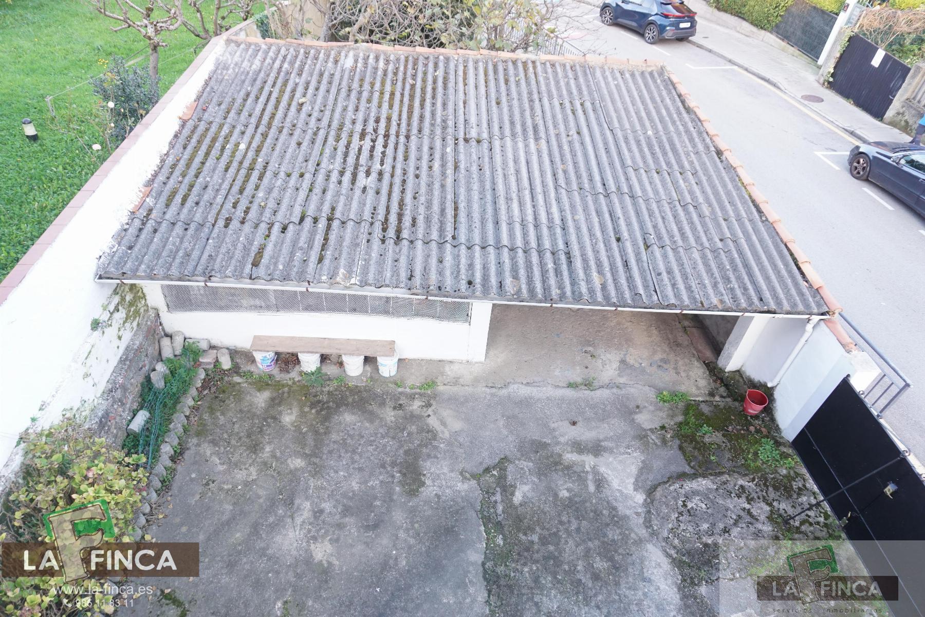 For sale of chalet in Oviedo