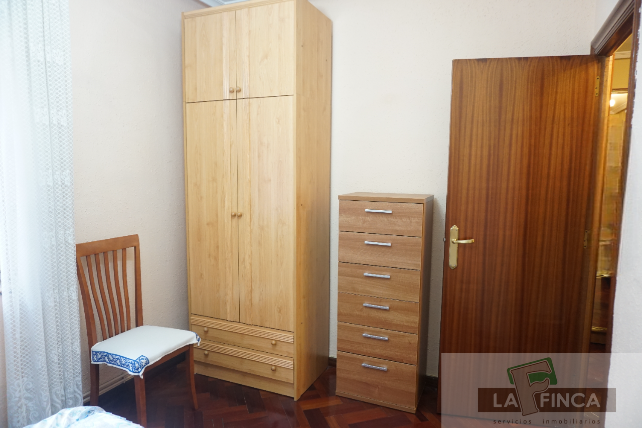 For sale of flat in Oviedo