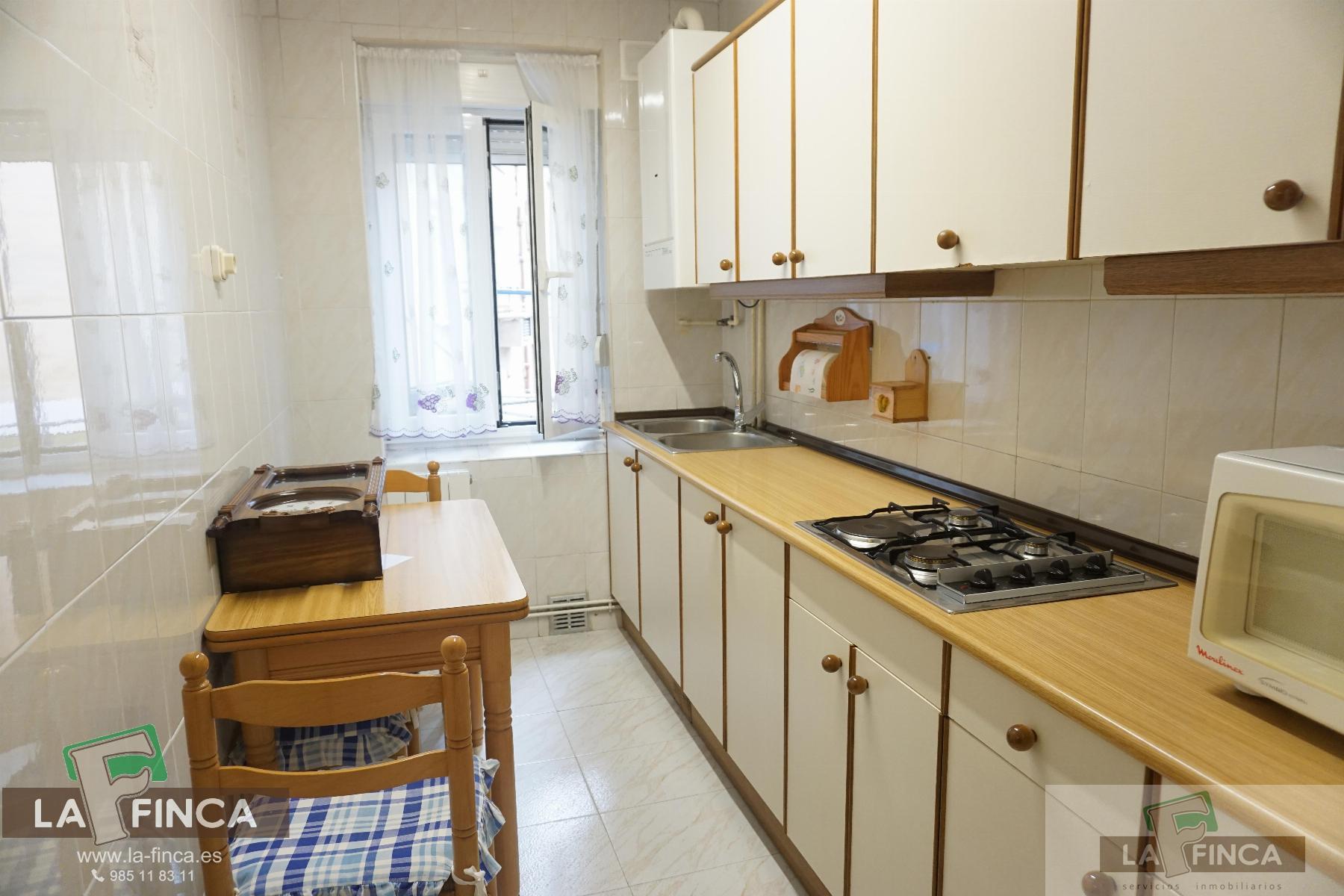 For sale of flat in Oviedo
