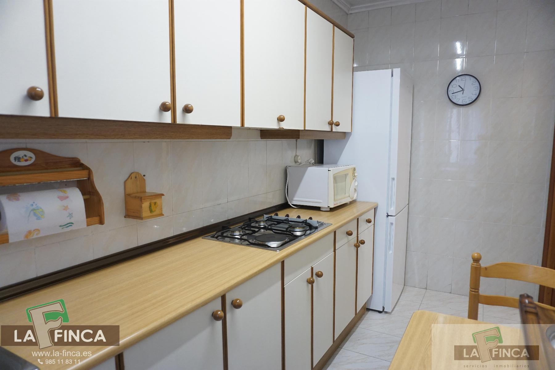 For sale of flat in Oviedo