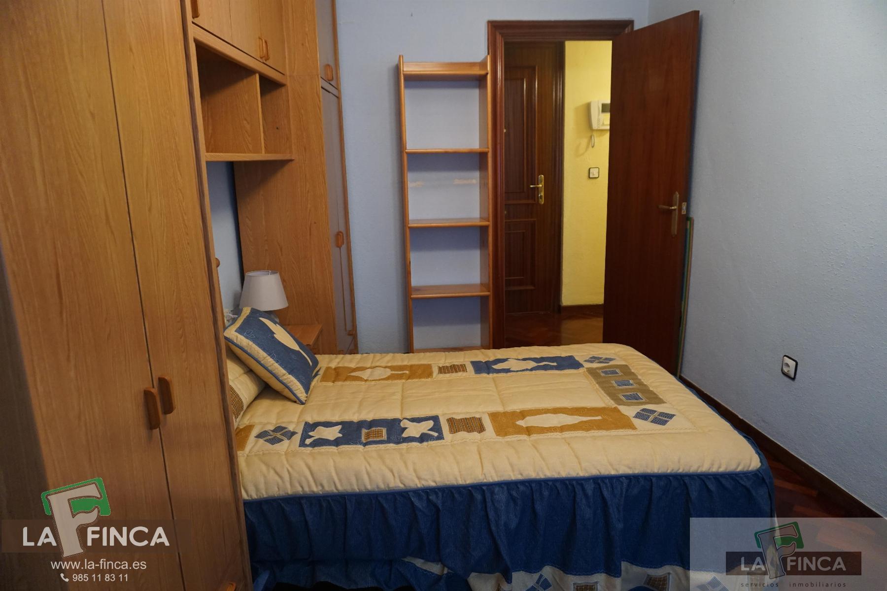 For sale of flat in Oviedo