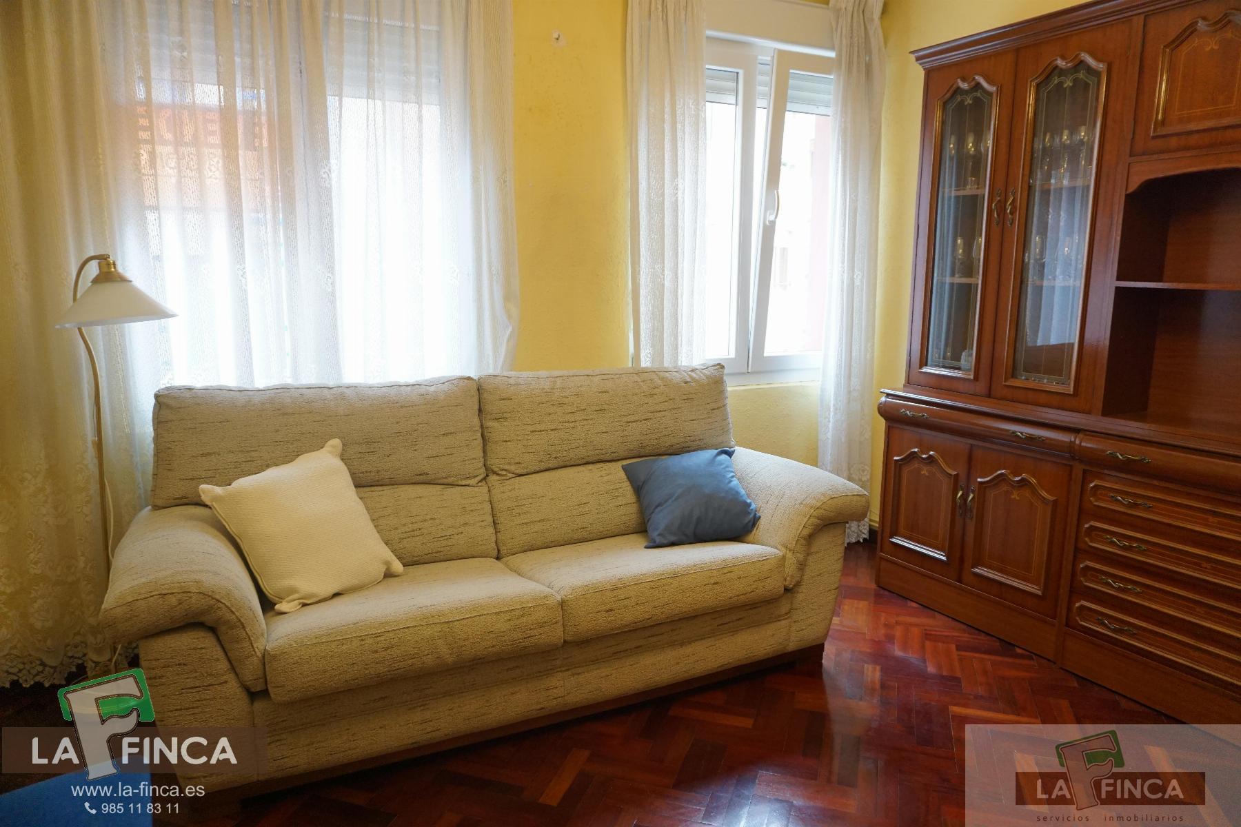 For sale of flat in Oviedo