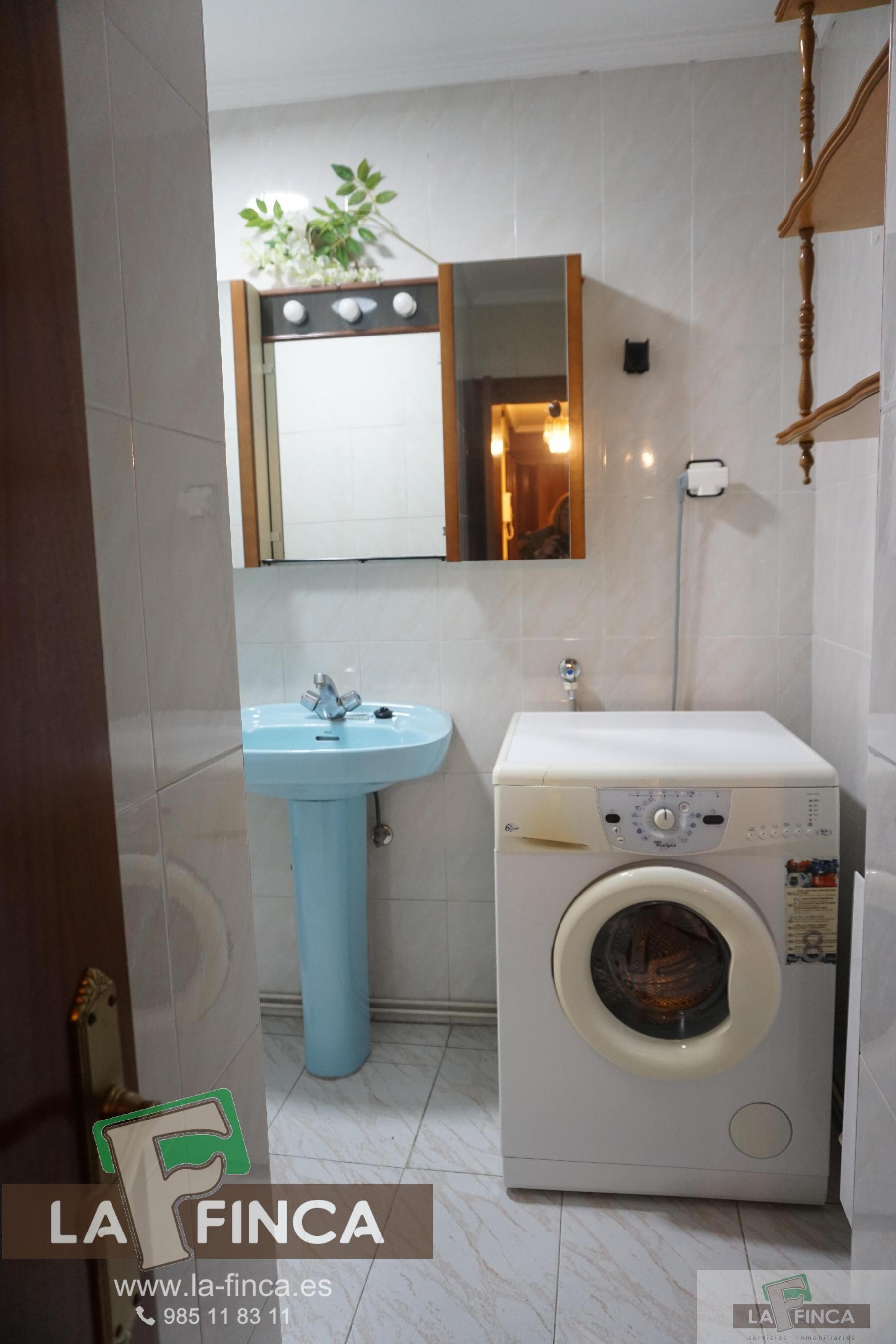 For sale of flat in Oviedo