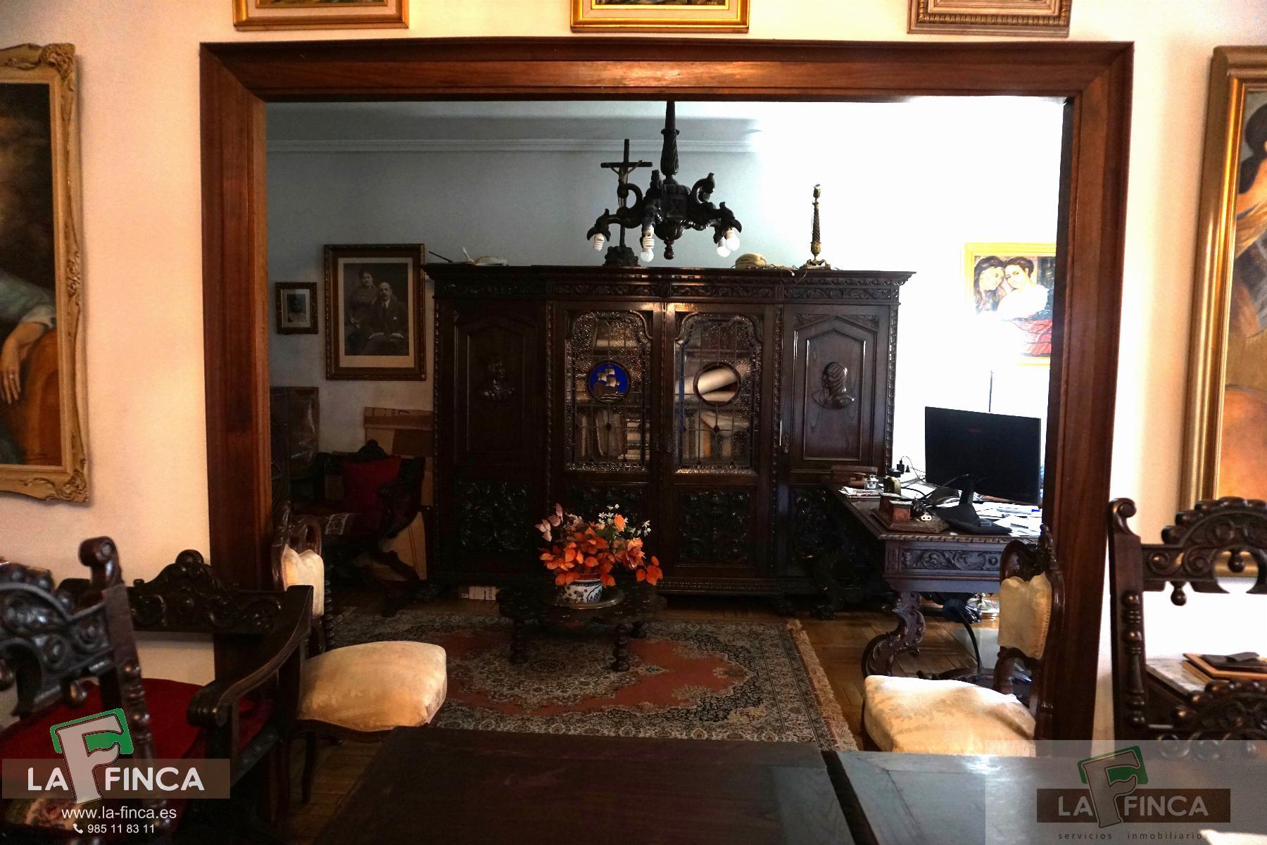 Venta de piso en Oviedo
